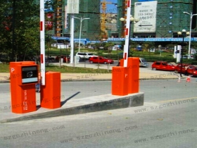 山東省青島某小區(qū)停車(chē)場(chǎng)票箱